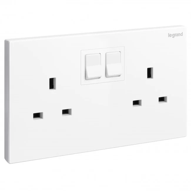 British standard socket outlet Galion 13A 250V~ 2 gang single pole - switched - white<BR>