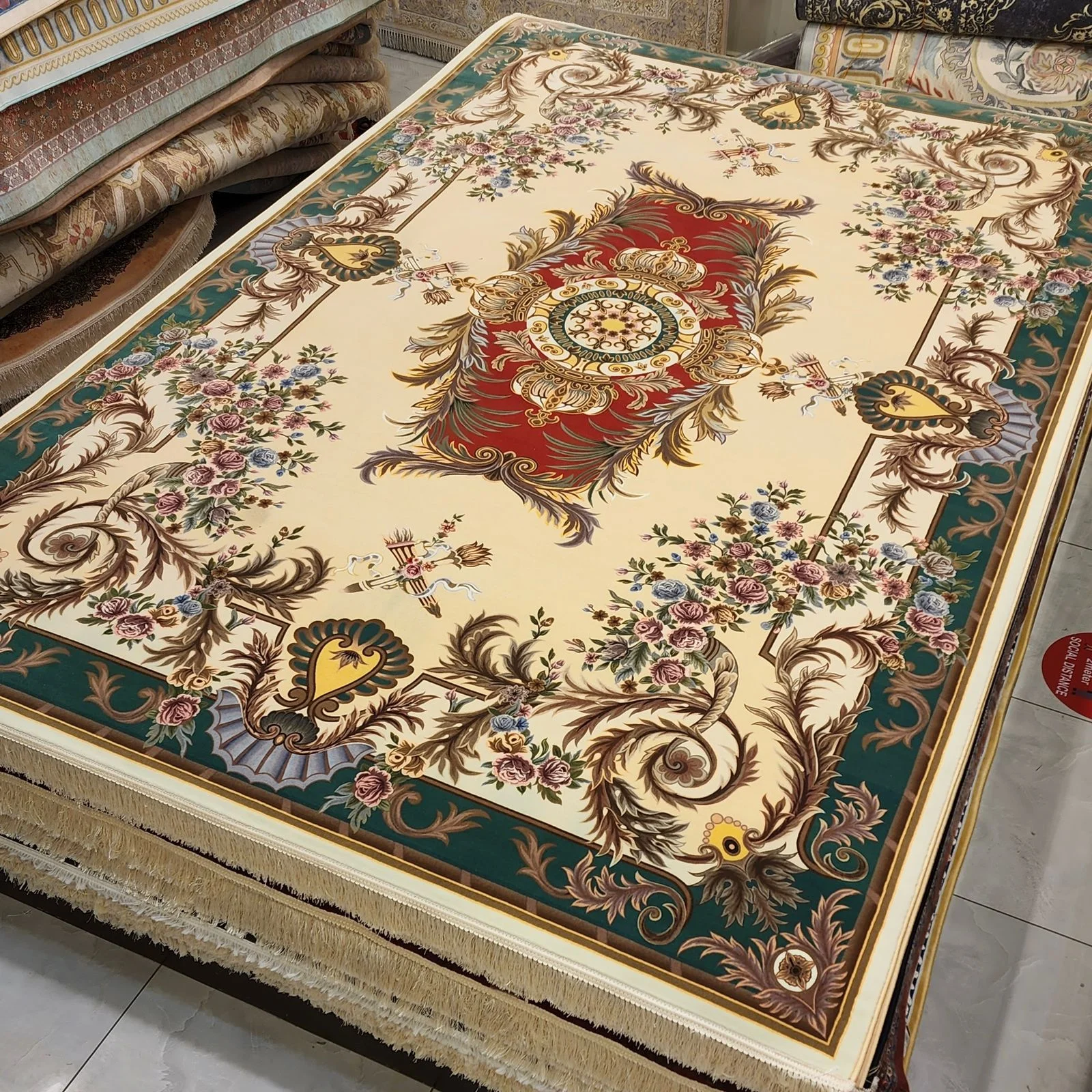 Iranian Machine Made Carpet-1200 Reeds ( 150X225 Cm )