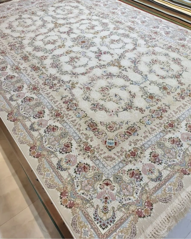 Iranian Machine Made Carpet-1200 Reeds