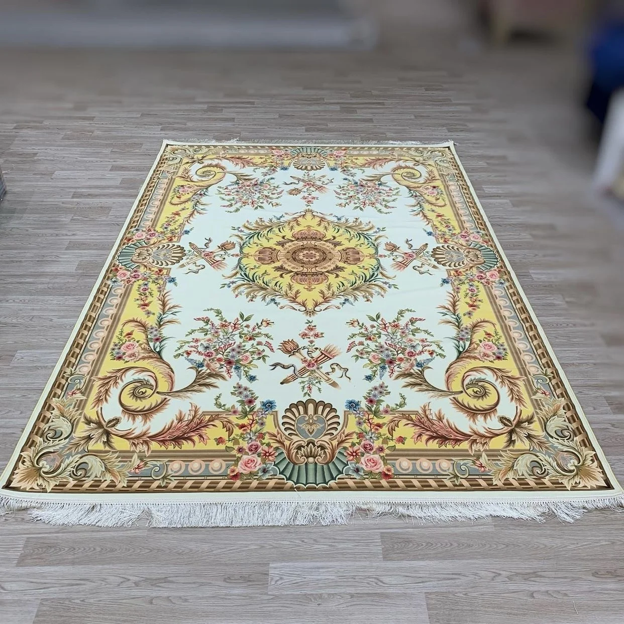 Iranian Machine Made Carpet-1200 Reeds