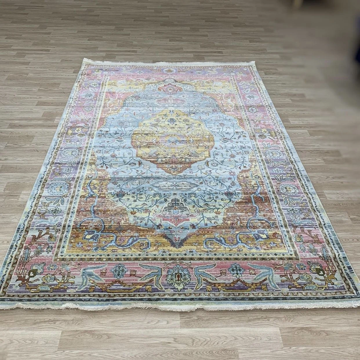 Turkish Machine Made Carpet-480 Reeds