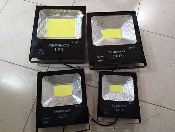 ESNCO Flood Light 5054 COB 200W WH