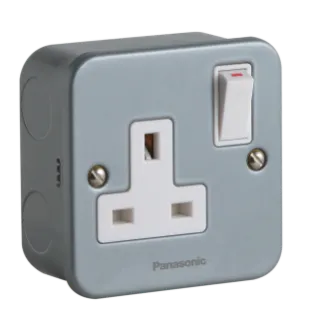 13A 1G DP SWITCHED SOCKET METAL CLAD WMC1212 - PANASONIC