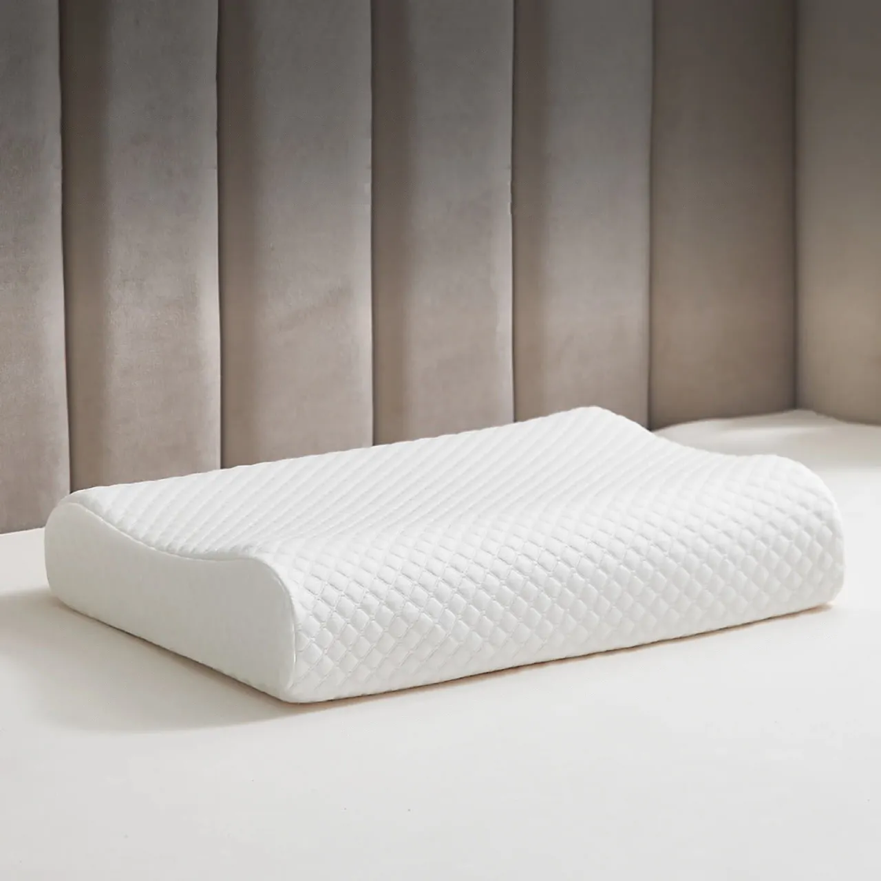 Cotton Home Mini Breatheasy Memory Foam Pillow Size: 31x47x7/9 CM
Weight: 550 G Fabric: Antistress Color: White