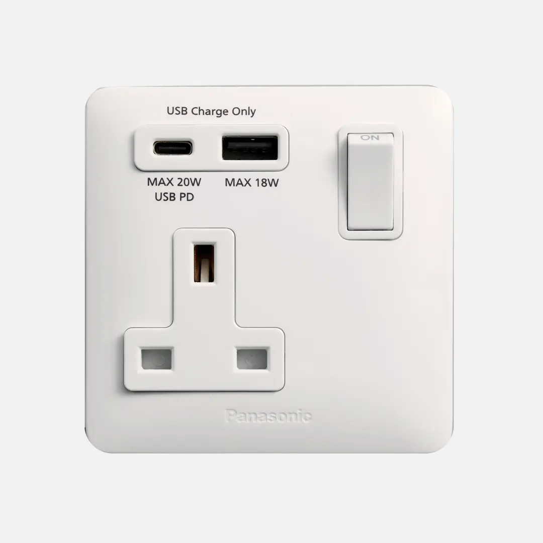 13A 1G DP SWITCHED SOCKET WITH INTEGRAL USB(A+C) WBC10162 - PANASONIC