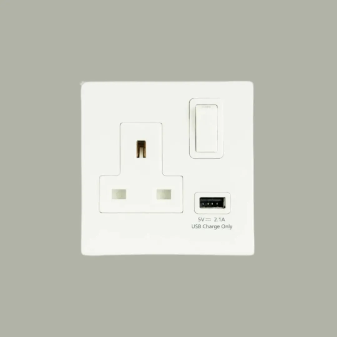 13A 1G SOCKET WITH 1X USB WIDE WHITE WEB11114W - PANASONIC