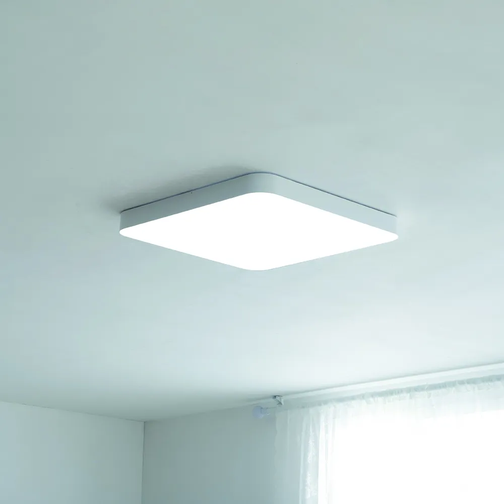 SIMPLE ROOM LIGHT