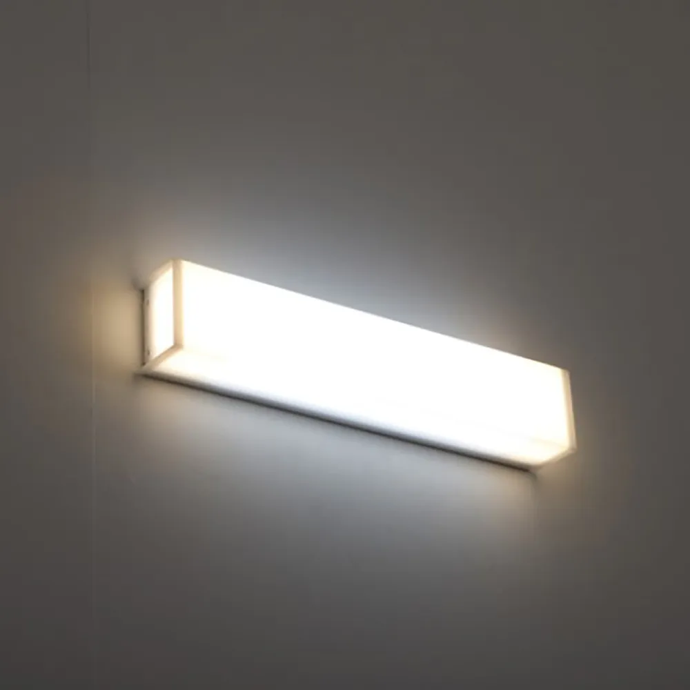 BATHROOM LIGHT 36*1-2COLOR